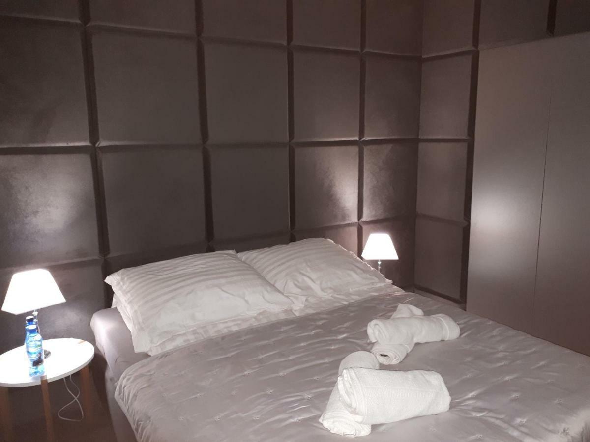Apartamenty Centrum- Kochanowskiego -Dawniej Two-Bedroom Apartment Zielona Góra Eksteriør billede