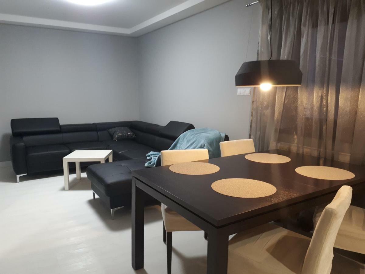 Apartamenty Centrum- Kochanowskiego -Dawniej Two-Bedroom Apartment Zielona Góra Eksteriør billede